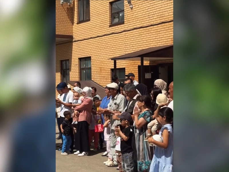 Еще 15 семей, пострадавшие от паводка, получили квартиры в Уральске